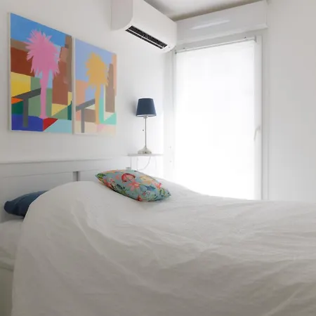 Riviera Avec Piscine Lägenhet